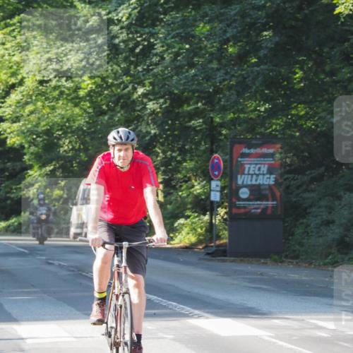 08.09.2024 - Stadtparktriathlon Zöllner http://msf.ph/oto/6988982 08.09.2024 10:14:18 Radfahren 202, 231 meine-sportfotos.de