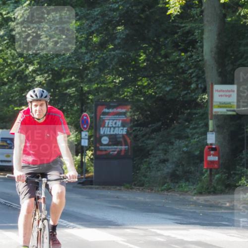 08.09.2024 - Stadtparktriathlon Zöllner http://msf.ph/oto/6988992 08.09.2024 10:14:18 Radfahren 202, 231 meine-sportfotos.de