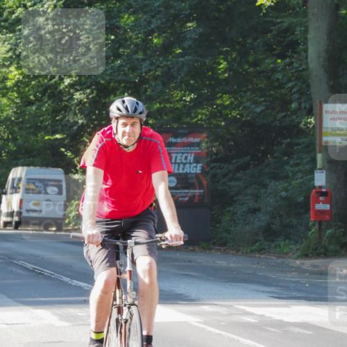 08.09.2024 - Stadtparktriathlon Zöllner http://msf.ph/oto/6988997 08.09.2024 10:14:18 Radfahren 202, 231 meine-sportfotos.de