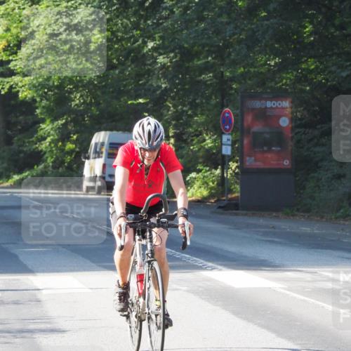 08.09.2024 - Stadtparktriathlon Zöllner http://msf.ph/oto/6989024 08.09.2024 10:14:23 Radfahren 201, 202, 205, 231 meine-sportfotos.de