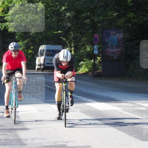 08.09.2024 - Stadtparktriathlon Zöllner http://msf.ph/oto/6989046 08.09.2024 10:14:28 Radfahren 201, 205, 230, 231 meine-sportfotos.de
