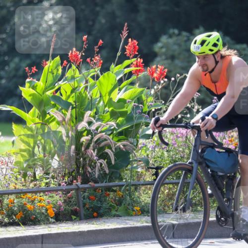 08.09.2024 - Stadtparktriathlon Zöllner http://msf.ph/oto/6989047 08.09.2024 11:12:52 Radfahren 327, 424, 509, 514, 519, 534, 545, 559 meine-sportfotos.de