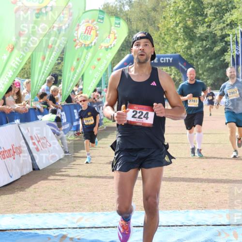 08.09.2024 - Airport Race Strokosch-Dieckow http://msf.ph/oto/6989091 08.09.2024 12:10:39 Ziel 224, 394, 921, 2560, 2732, 2783, 2810, 2902 meine-sportfotos.de