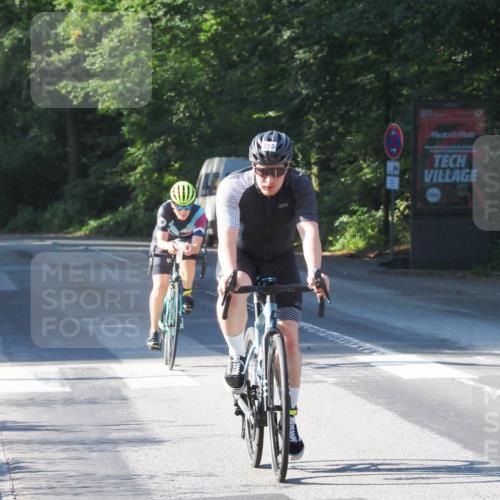 08.09.2024 - Stadtparktriathlon Zöllner http://msf.ph/oto/6989100 08.09.2024 10:14:41 Radfahren 188, 215, 230, 262 meine-sportfotos.de