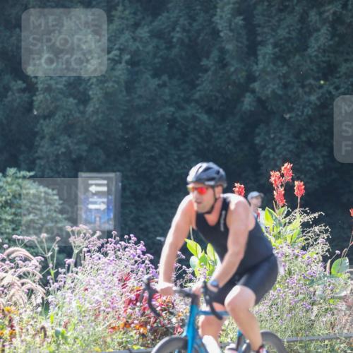 08.09.2024 - Stadtparktriathlon Zöllner http://msf.ph/oto/6989103 08.09.2024 11:13:39 Radfahren 533, 551 meine-sportfotos.de