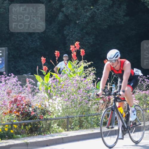 08.09.2024 - Stadtparktriathlon Zöllner http://msf.ph/oto/6989109 08.09.2024 11:13:41 Radfahren 533, 551 meine-sportfotos.de
