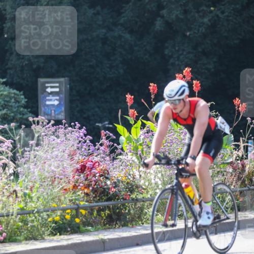 08.09.2024 - Stadtparktriathlon Zöllner http://msf.ph/oto/6989112 08.09.2024 11:13:42 Radfahren 533, 551 meine-sportfotos.de