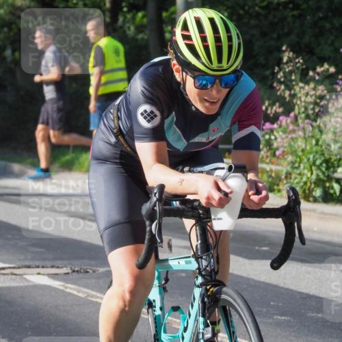 08.09.2024 - Stadtparktriathlon Zöllner http://msf.ph/oto/6989113 08.09.2024 10:14:44 Radfahren 215, 262 meine-sportfotos.de