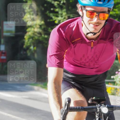 08.09.2024 - Stadtparktriathlon Zöllner http://msf.ph/oto/6989146 08.09.2024 10:15:11 Radfahren 256 meine-sportfotos.de