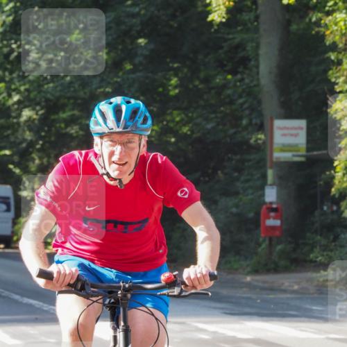 08.09.2024 - Stadtparktriathlon Zöllner http://msf.ph/oto/6989164 08.09.2024 10:15:27 Radfahren 259, 261 meine-sportfotos.de