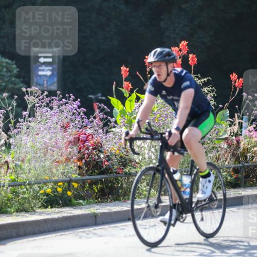 08.09.2024 - Stadtparktriathlon Zöllner http://msf.ph/oto/6989254 08.09.2024 11:16:28 Radfahren 497, 537, 562 meine-sportfotos.de
