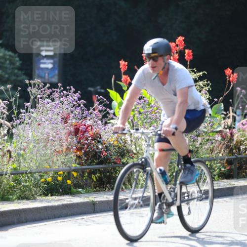 08.09.2024 - Stadtparktriathlon Zöllner http://msf.ph/oto/6989269 08.09.2024 11:16:31 Radfahren 469, 497, 557, 562 meine-sportfotos.de