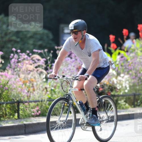 08.09.2024 - Stadtparktriathlon Zöllner http://msf.ph/oto/6989276 08.09.2024 11:16:31 Radfahren 469, 497, 557, 562 meine-sportfotos.de