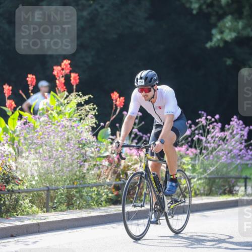 08.09.2024 - Stadtparktriathlon Zöllner http://msf.ph/oto/6989292 08.09.2024 11:16:42 Radfahren 401, 469, 557, 593 meine-sportfotos.de