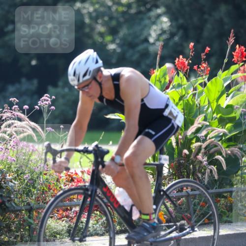 08.09.2024 - Stadtparktriathlon Zöllner http://msf.ph/oto/6989338 08.09.2024 11:17:10 Radfahren 484, 498, 581, 655 meine-sportfotos.de