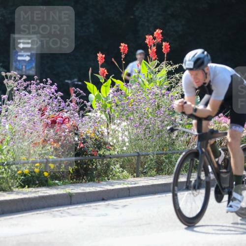 08.09.2024 - Stadtparktriathlon Zöllner http://msf.ph/oto/6989375 08.09.2024 11:17:24 Radfahren 465, 498, 515, 521 meine-sportfotos.de