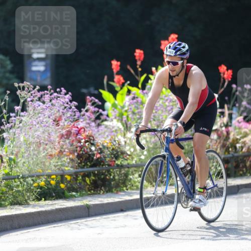 08.09.2024 - Stadtparktriathlon Zöllner http://msf.ph/oto/6989401 08.09.2024 11:17:31 Radfahren 412, 465, 515 meine-sportfotos.de