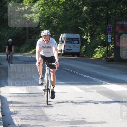 08.09.2024 - Stadtparktriathlon Zöllner http://msf.ph/oto/6989438 08.09.2024 10:16:27 Radfahren 192, 194, 195, 223, 237, 255 meine-sportfotos.de