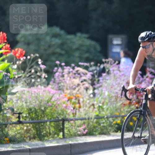 08.09.2024 - Stadtparktriathlon Zöllner http://msf.ph/oto/6989445 08.09.2024 11:17:57 Radfahren 478, 481, 490, 516, 538, 546, 641, 644 meine-sportfotos.de