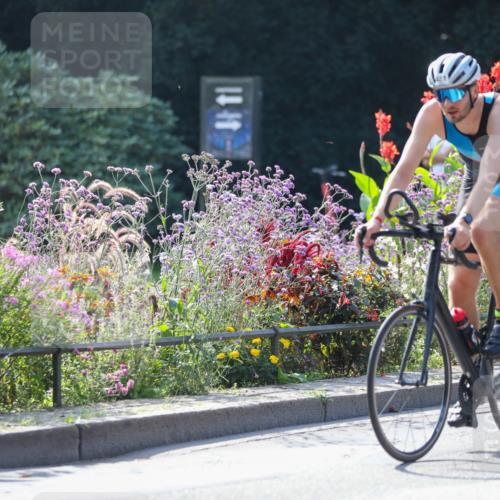 08.09.2024 - Stadtparktriathlon Zöllner http://msf.ph/oto/6989477 08.09.2024 11:18:07 Radfahren 478, 481, 598 meine-sportfotos.de