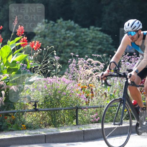 08.09.2024 - Stadtparktriathlon Zöllner http://msf.ph/oto/6989480 08.09.2024 11:18:07 Radfahren 478, 481, 598 meine-sportfotos.de