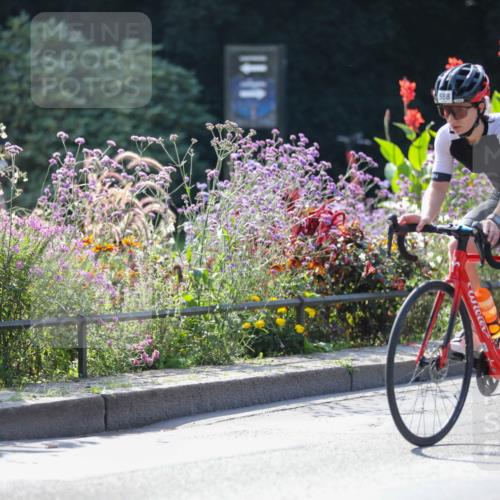 08.09.2024 - Stadtparktriathlon Zöllner http://msf.ph/oto/6989489 08.09.2024 11:18:16 Radfahren 568, 598, 657 meine-sportfotos.de