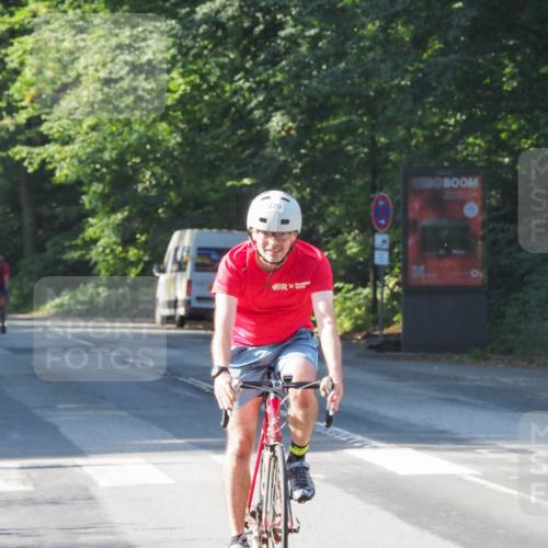 08.09.2024 - Stadtparktriathlon Zöllner http://msf.ph/oto/6989506 08.09.2024 10:16:56 Radfahren 186, 220, 236 meine-sportfotos.de