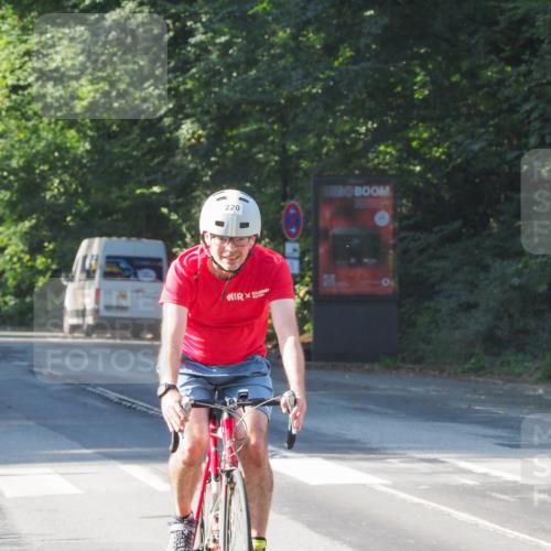 08.09.2024 - Stadtparktriathlon Zöllner http://msf.ph/oto/6989517 08.09.2024 10:16:56 Radfahren 186, 220, 236 meine-sportfotos.de
