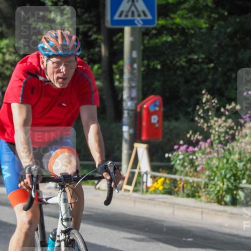 08.09.2024 - Stadtparktriathlon Zöllner http://msf.ph/oto/6989553 08.09.2024 10:17:06 Radfahren 186, 200, 236 meine-sportfotos.de