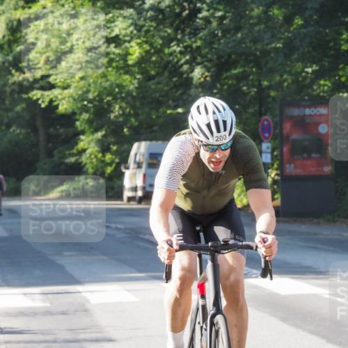 08.09.2024 - Stadtparktriathlon Zöllner http://msf.ph/oto/6989568 08.09.2024 10:17:12 Radfahren 200, 213, 319 meine-sportfotos.de