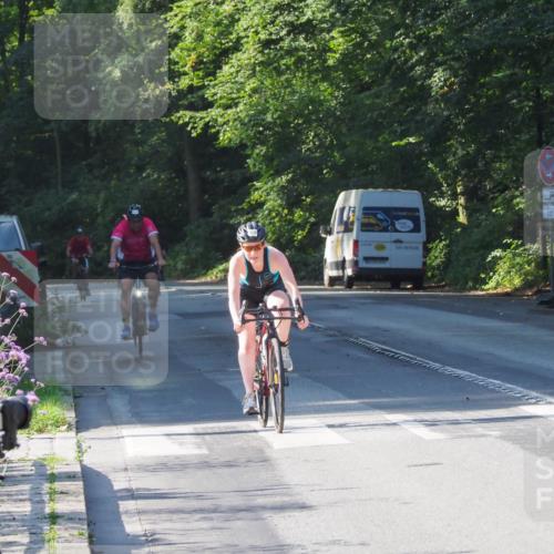 08.09.2024 - Stadtparktriathlon Zöllner http://msf.ph/oto/6989570 08.09.2024 10:17:16 Radfahren 200, 213, 319 meine-sportfotos.de