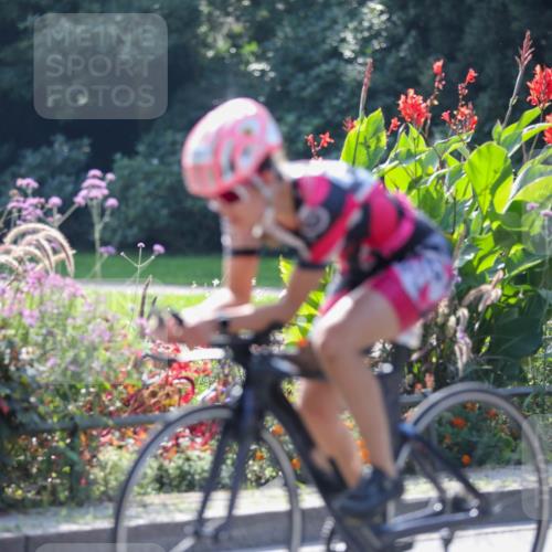 08.09.2024 - Stadtparktriathlon Zöllner http://msf.ph/oto/6989585 08.09.2024 11:18:52 Radfahren 492, 504, 592, 640 meine-sportfotos.de
