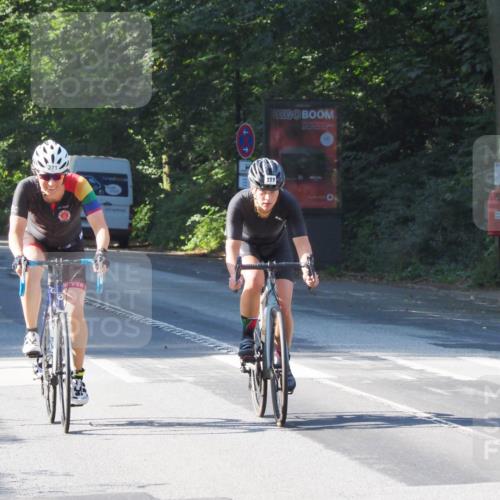 08.09.2024 - Stadtparktriathlon Zöllner http://msf.ph/oto/6989587 08.09.2024 10:17:26 Radfahren 206, 213, 219, 229, 235, 271, 288 meine-sportfotos.de