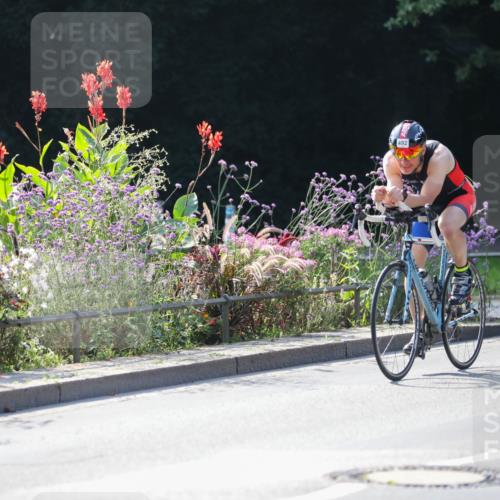 08.09.2024 - Stadtparktriathlon Zöllner http://msf.ph/oto/6989593 08.09.2024 11:19:00 Radfahren 492, 602, 640, 642, 647 meine-sportfotos.de