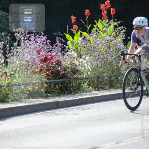 08.09.2024 - Stadtparktriathlon Zöllner http://msf.ph/oto/6989662 08.09.2024 11:19:22 Radfahren 400, 464, 482, 499, 571, 608, 630 meine-sportfotos.de