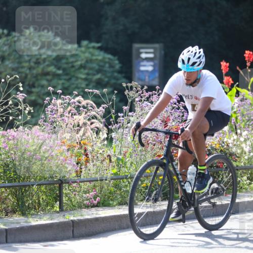 08.09.2024 - Stadtparktriathlon Zöllner http://msf.ph/oto/6989677 08.09.2024 11:19:26 Radfahren 400, 482, 499, 608, 630, 632 meine-sportfotos.de