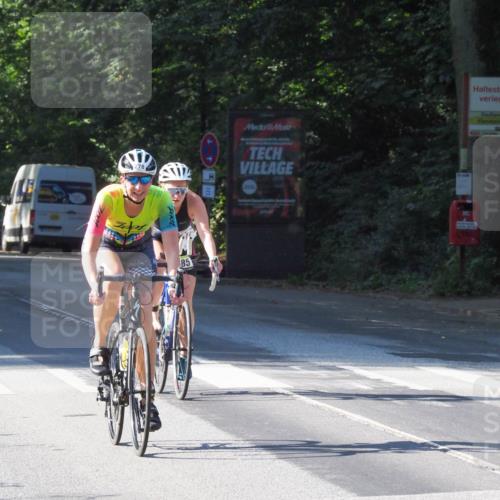 08.09.2024 - Stadtparktriathlon Zöllner http://msf.ph/oto/6989738 08.09.2024 10:17:57 Radfahren 198, 275, 278, 306 meine-sportfotos.de