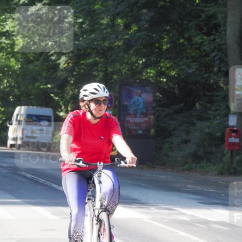08.09.2024 - Stadtparktriathlon Zöllner http://msf.ph/oto/6989776 08.09.2024 10:18:10 Radfahren 233 meine-sportfotos.de
