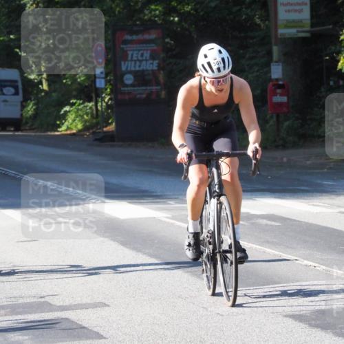 08.09.2024 - Stadtparktriathlon Zöllner http://msf.ph/oto/6989816 08.09.2024 10:18:25 Radfahren 212, 214, 241, 257, 258, 290, 358, 361 meine-sportfotos.de