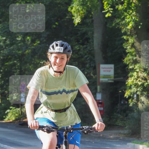 08.09.2024 - Stadtparktriathlon Zöllner http://msf.ph/oto/6989910 08.09.2024 10:19:08 Radfahren 184, 211, 307, 357 meine-sportfotos.de