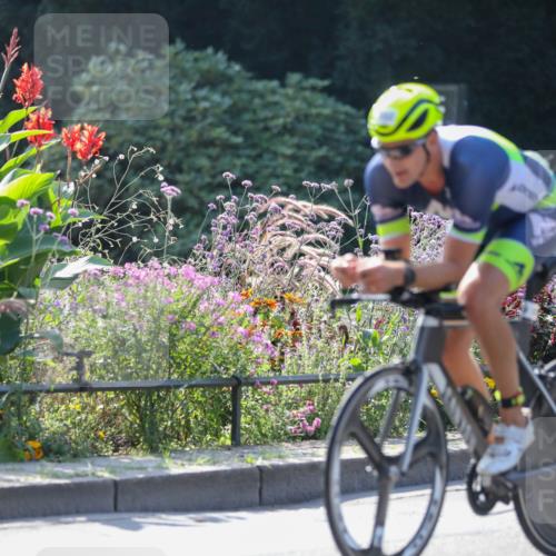08.09.2024 - Stadtparktriathlon Zöllner http://msf.ph/oto/6989912 08.09.2024 11:20:23 Radfahren 463, 509, 514, 526, 549, 552, 558 meine-sportfotos.de