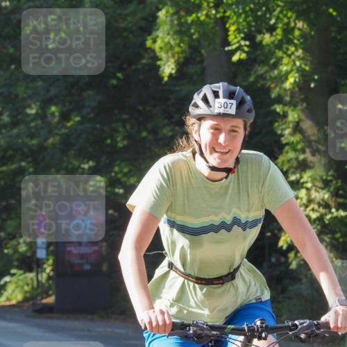 08.09.2024 - Stadtparktriathlon Zöllner http://msf.ph/oto/6989918 08.09.2024 10:19:08 Radfahren 184, 211, 307, 357 meine-sportfotos.de