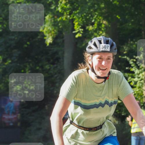 08.09.2024 - Stadtparktriathlon Zöllner http://msf.ph/oto/6989921 08.09.2024 10:19:08 Radfahren 184, 211, 307, 357 meine-sportfotos.de