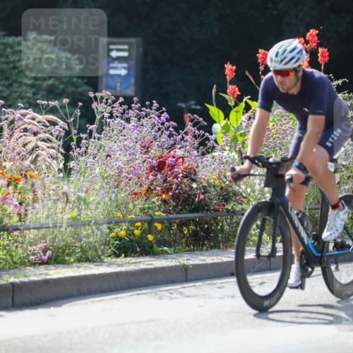 08.09.2024 - Stadtparktriathlon Zöllner http://msf.ph/oto/6989925 08.09.2024 11:20:25 Radfahren 509, 549, 552, 558 meine-sportfotos.de