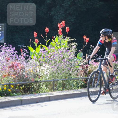 08.09.2024 - Stadtparktriathlon Zöllner http://msf.ph/oto/6989982 08.09.2024 11:21:04 Radfahren 570, 596, 610, 613, 649 meine-sportfotos.de