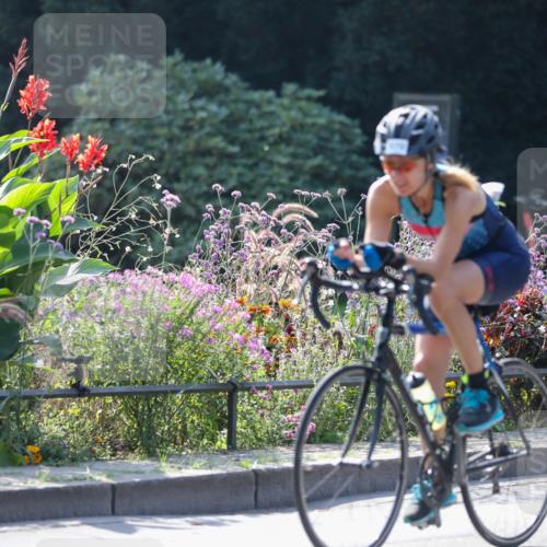 08.09.2024 - Stadtparktriathlon Zöllner http://msf.ph/oto/6990000 08.09.2024 11:21:06 Radfahren 563, 570, 596, 610, 613, 649 meine-sportfotos.de