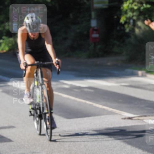 08.09.2024 - Stadtparktriathlon Zöllner http://msf.ph/oto/6990025 08.09.2024 10:19:25 Radfahren 217, 242, 245, 248, 284, 287, 313, 332 meine-sportfotos.de