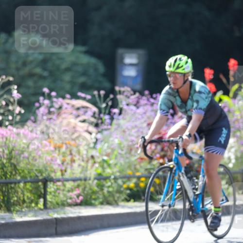 08.09.2024 - Stadtparktriathlon Zöllner http://msf.ph/oto/6990056 08.09.2024 11:21:23 Radfahren 494, 605, 620, 648 meine-sportfotos.de