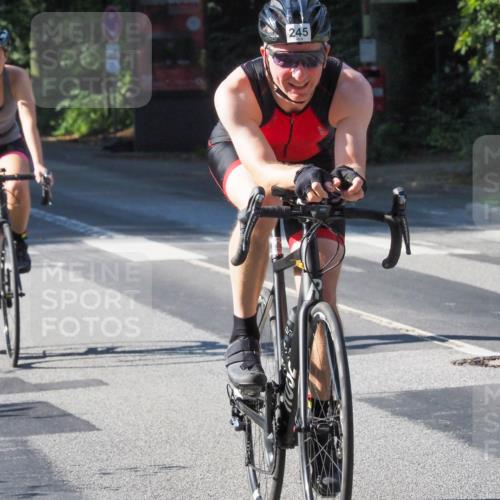 08.09.2024 - Stadtparktriathlon Zöllner http://msf.ph/oto/6990065 08.09.2024 10:19:31 Radfahren 245, 302, 305, 313, 332 meine-sportfotos.de