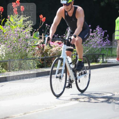 08.09.2024 - Stadtparktriathlon Zöllner http://msf.ph/oto/6990143 08.09.2024 11:21:51 Radfahren 501, 543, 547, 587, 590, 621, 626, 821 meine-sportfotos.de